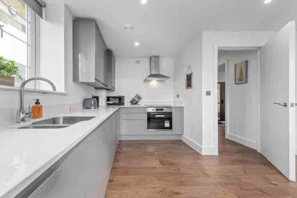 Cozy Flat Near London Eye/ Victoria / Vauxhall Daire Dış mekan fotoğraf