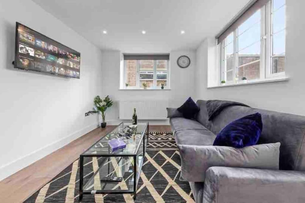 Cozy Flat Near London Eye/ Victoria / Vauxhall Daire Dış mekan fotoğraf