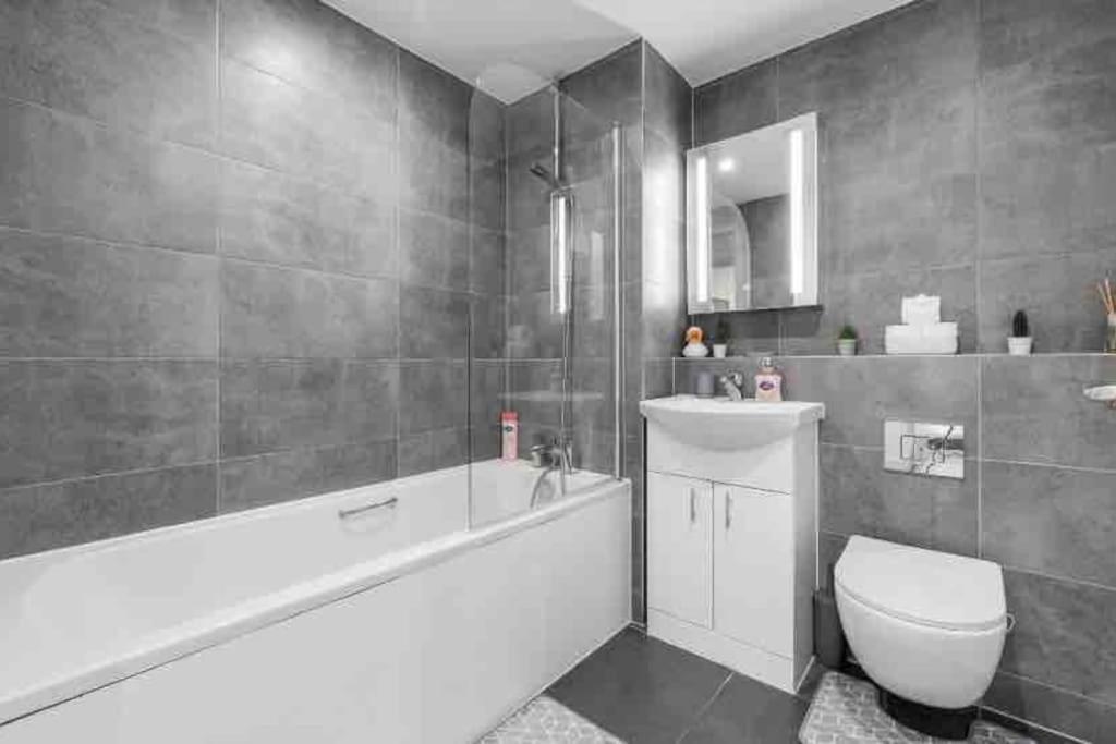 Cozy Flat Near London Eye/ Victoria / Vauxhall Daire Dış mekan fotoğraf